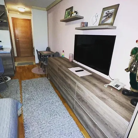 Lara U248 Apartamento *